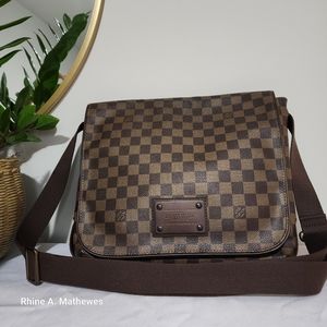 Louis Vuitton Damier Brooklyn MM